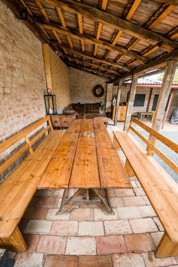 Apartman Ve Dvore Ratiskovice Екстер'єр фото