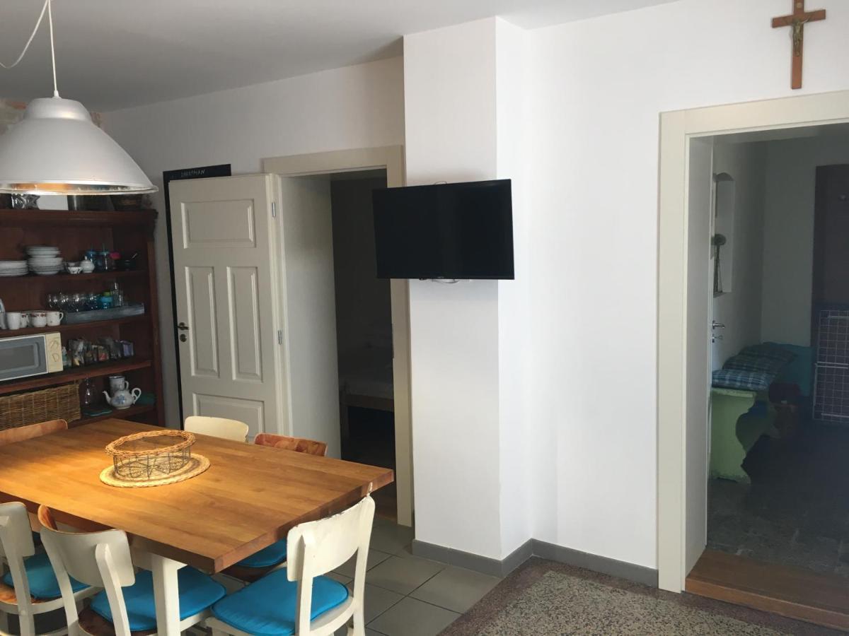 Apartman Ve Dvore Ratiskovice Екстер'єр фото