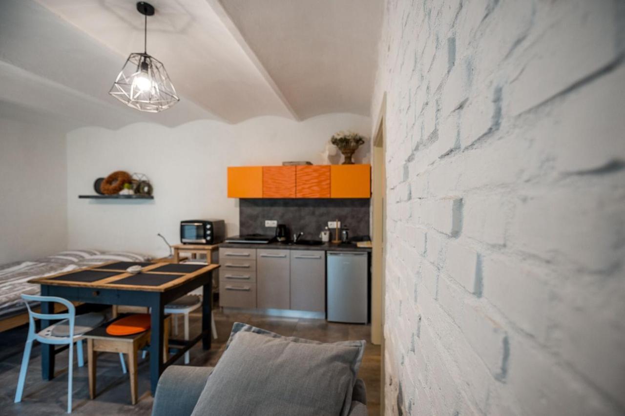 Apartman Ve Dvore Ratiskovice Екстер'єр фото