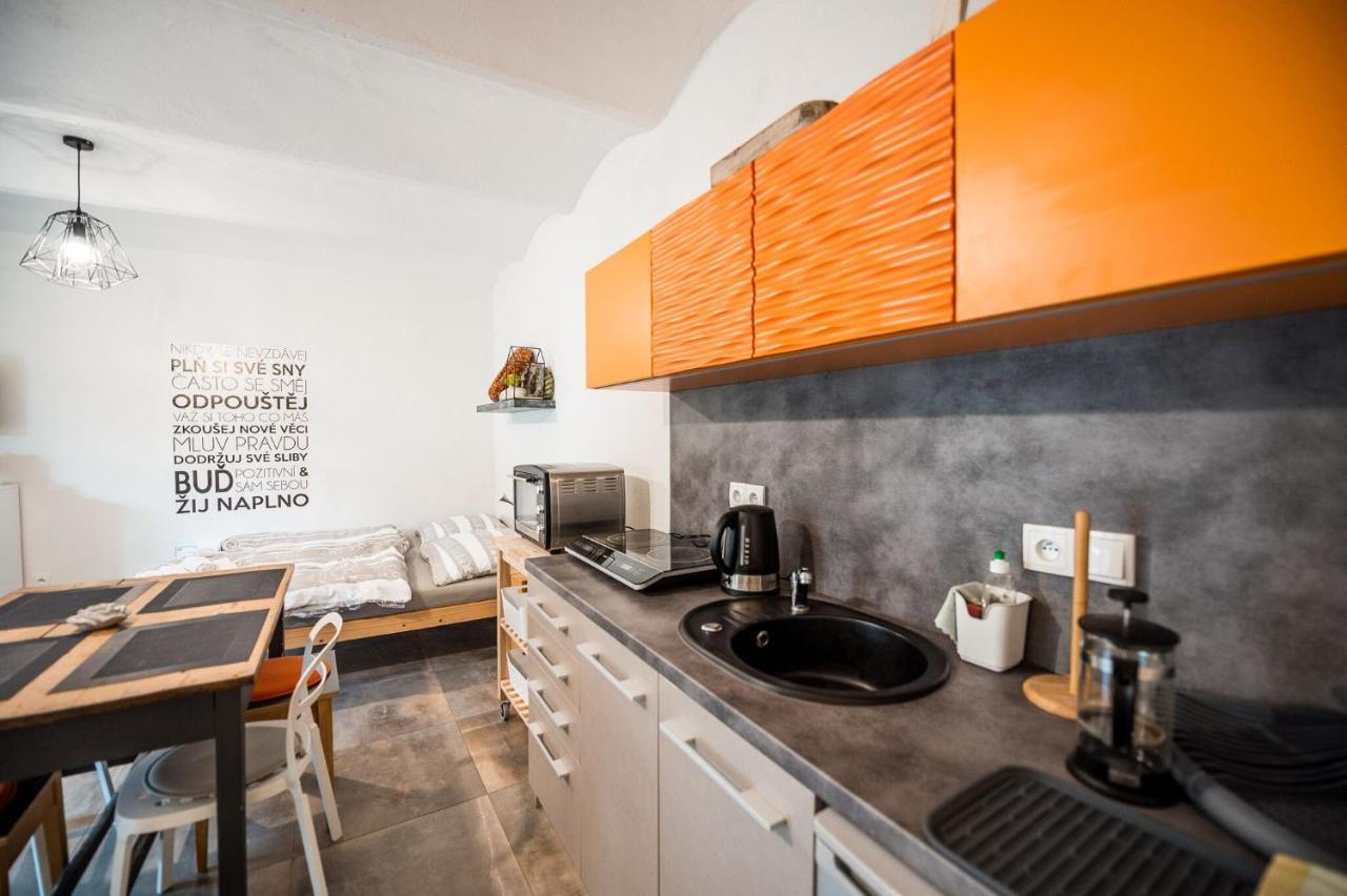 Apartman Ve Dvore Ratiskovice Екстер'єр фото